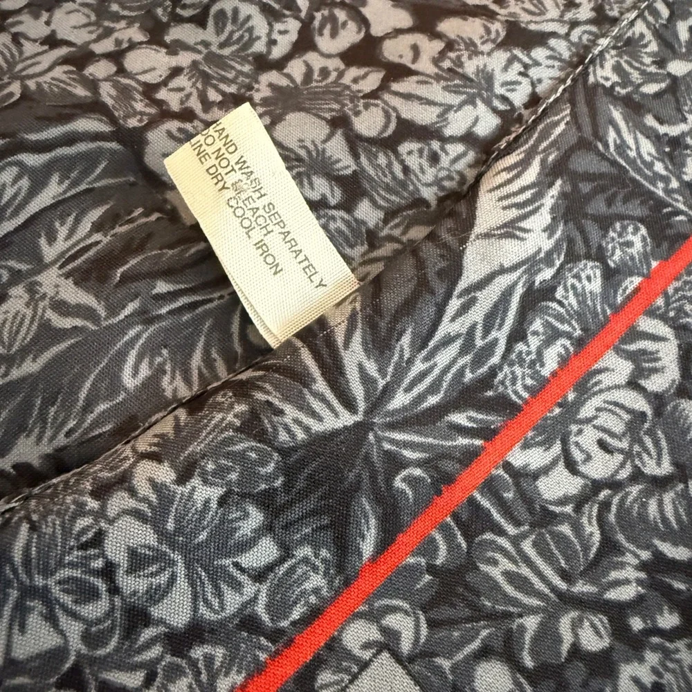 AXCESS Floral Rose Print Square Scarf Sheer Chiffon ~30 x 30 in Made in Italy‎